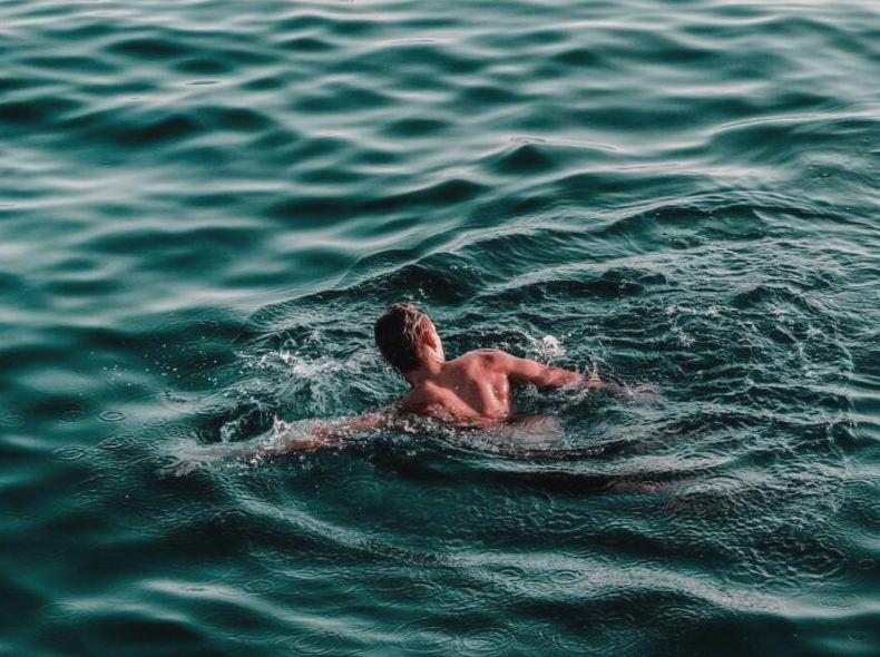 Kto moze wziac udzial w maratonie plywackim